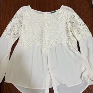 Feminine Romantic lace blouse Chelsea 28
